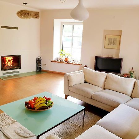 Exceptional Uzupis Bridge 3 Bedroom Apartment Vilna Exterior foto