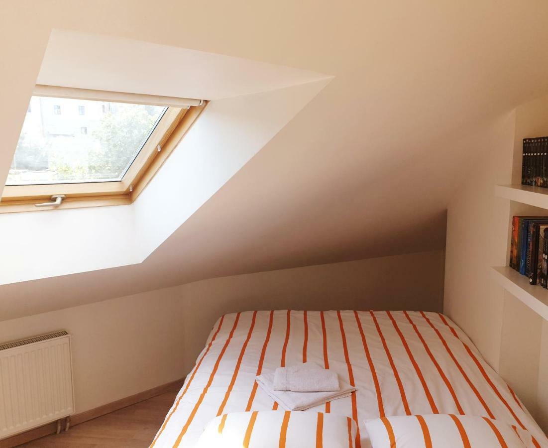 Exceptional Uzupis Bridge 3 Bedroom Apartment Vilna Exterior foto